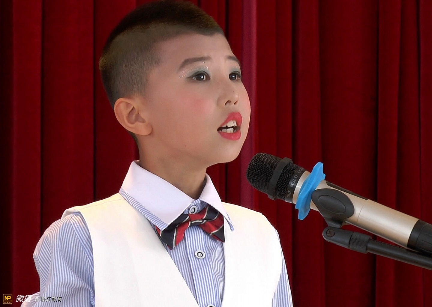 大奖娱乐88pt8i全市2017中小学演讲讲故事决赛(20)